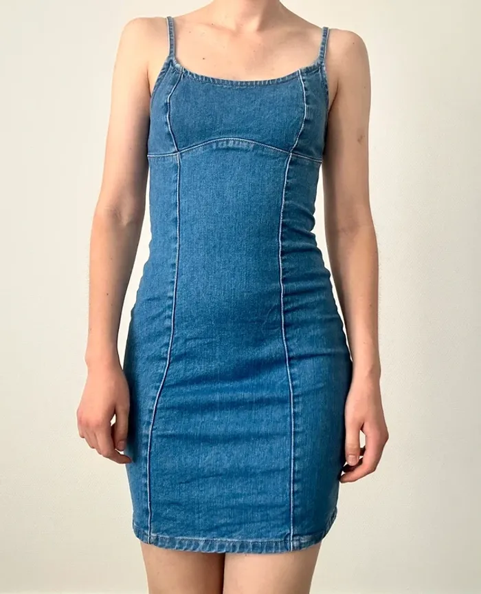 Robe en jean cintrée - photo numéro 3