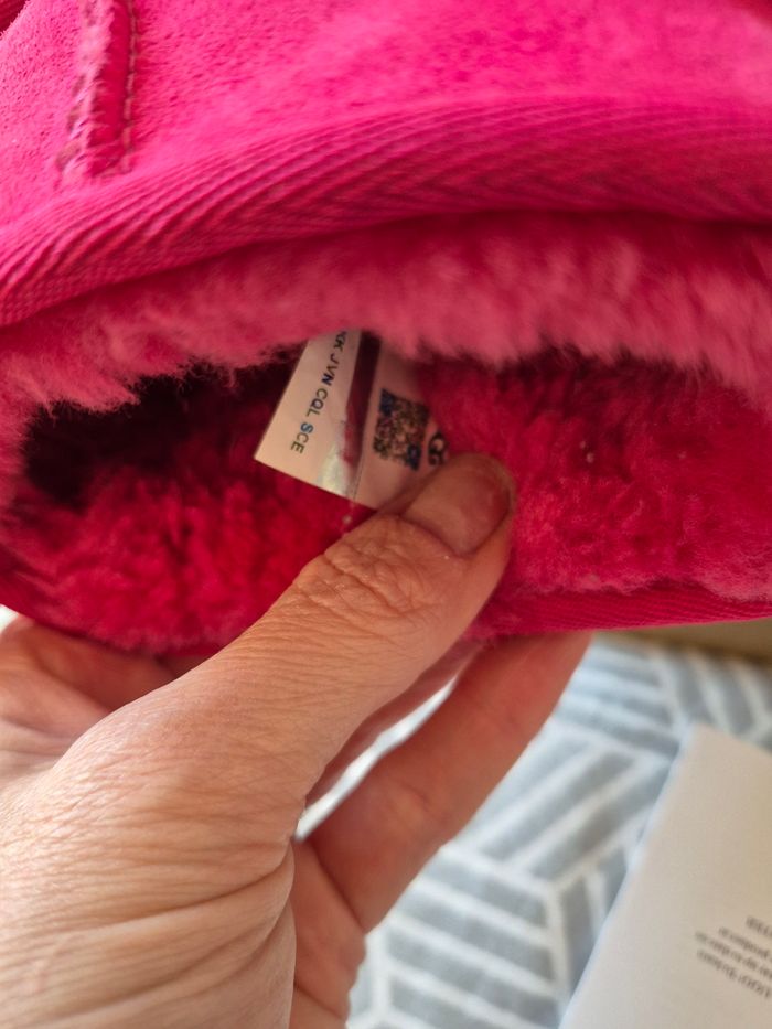 UGG mini fuschia - photo numéro 4