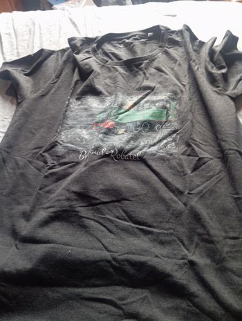 T-shirt court