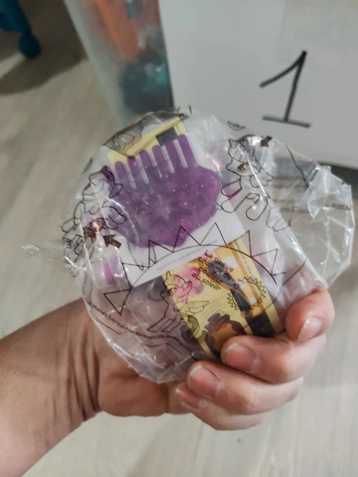 Figurine McDonald's my little pony neuve - photo numéro 3