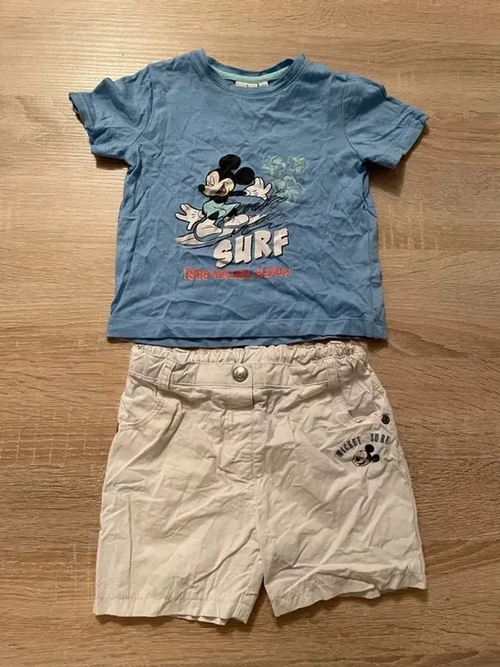 ensemble Mickey