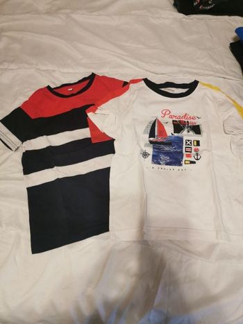 2 tee shirts