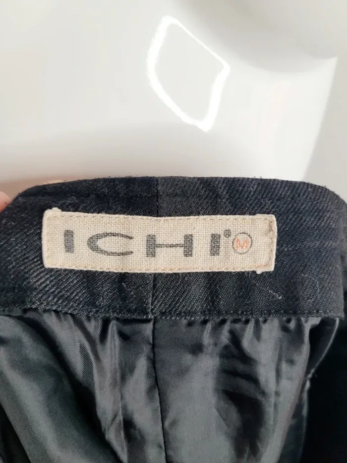 Jolie jupe Ichi taille M (38) - photo numéro 4