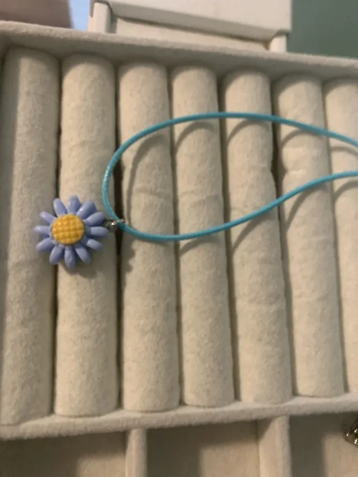 collier fleur - photo numéro 3