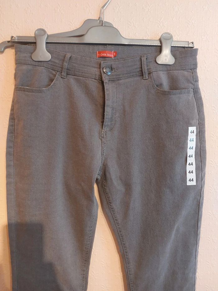 Jeans gris - photo numéro 2