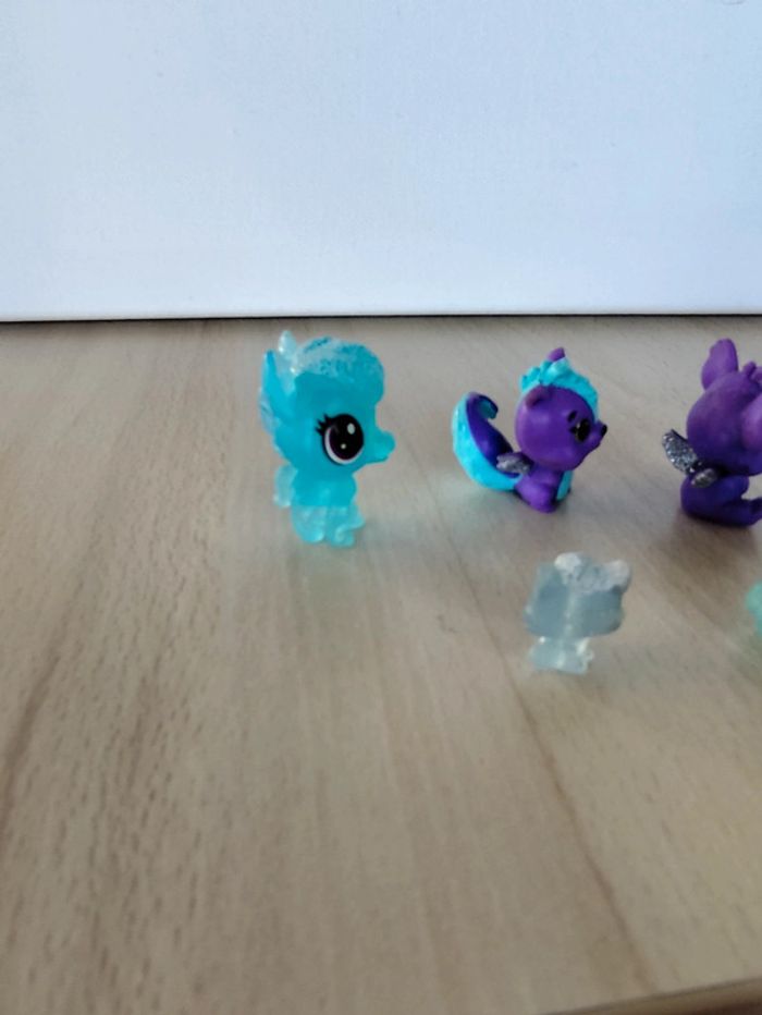 Figurines hatchimals - photo numéro 3