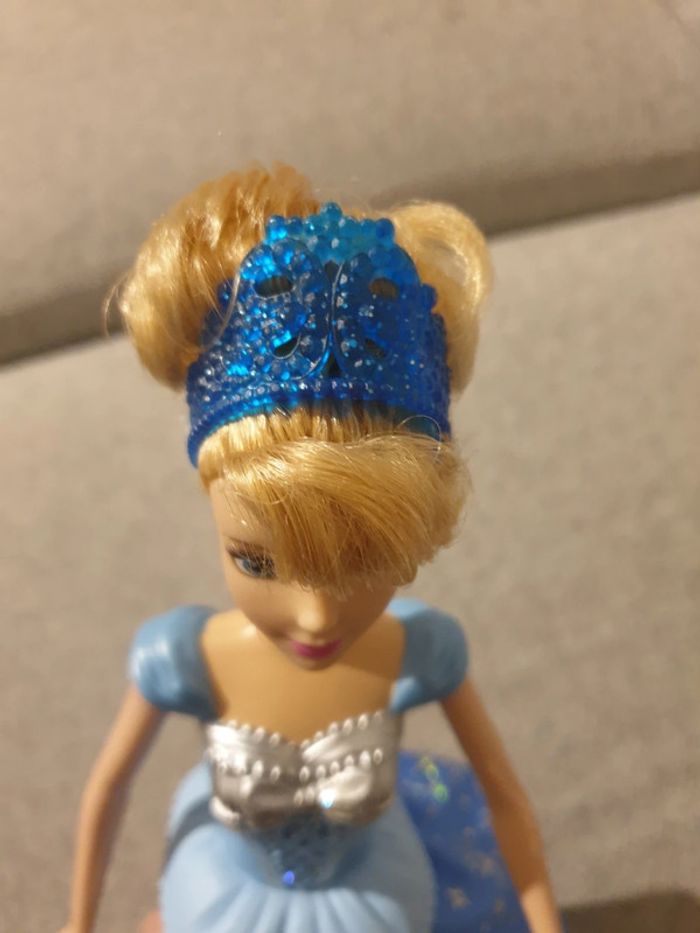 Barbie tourne robe - photo numéro 5