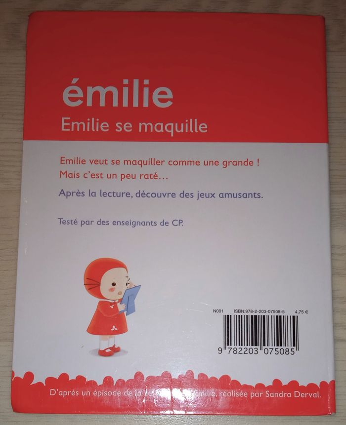 Livre Je commence à lire avec Émilie "Émilie se maquille" Casterman (niveau CP) - photo numéro 2