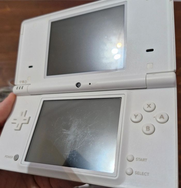 Lot Console Nintendo DSi Blanche + 2 Jeux - photo numéro 5