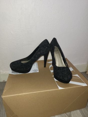 Chaussures à talons hauts