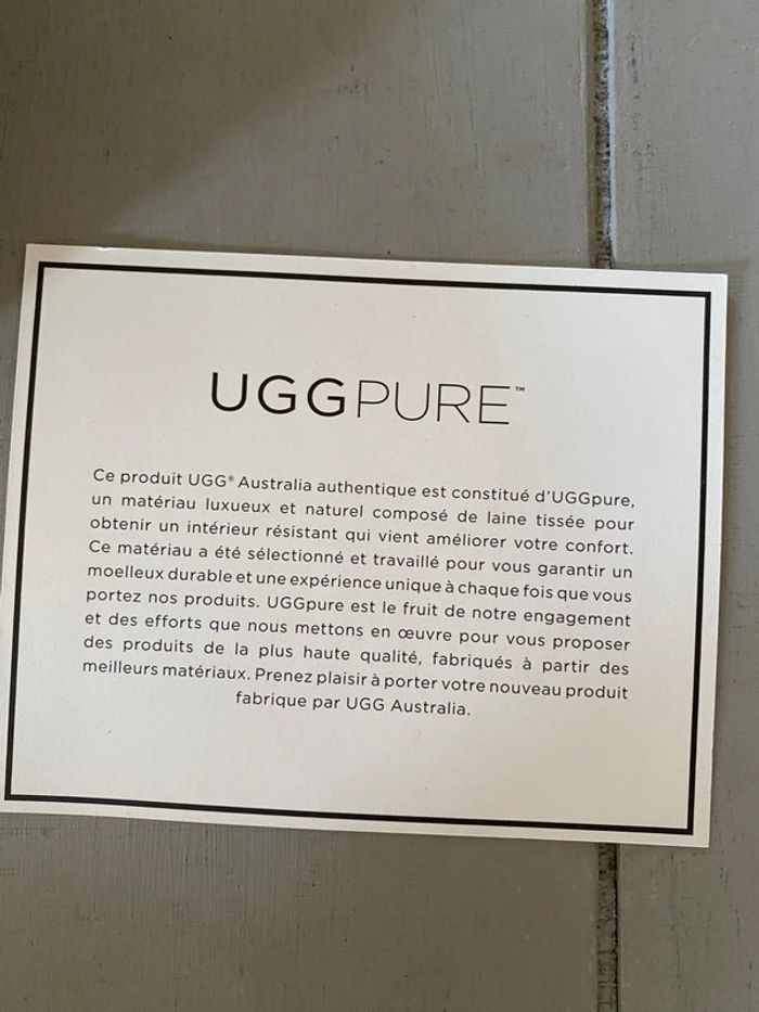 Mini UGG Swarovski taille 37 - photo numéro 16
