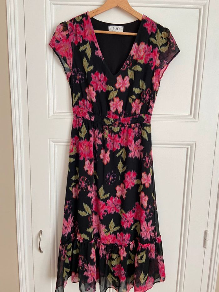 Magnifique robe fleurie Sud Express état neuf