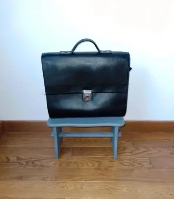Cartable à compartiments en cuir noir