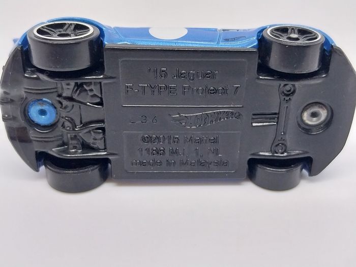 Hot Wheels '15 Jaguar F-Type Project 7 2018 Multipack Exclusive - photo numéro 4