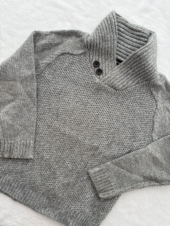 Pull gris avec col 6 ans