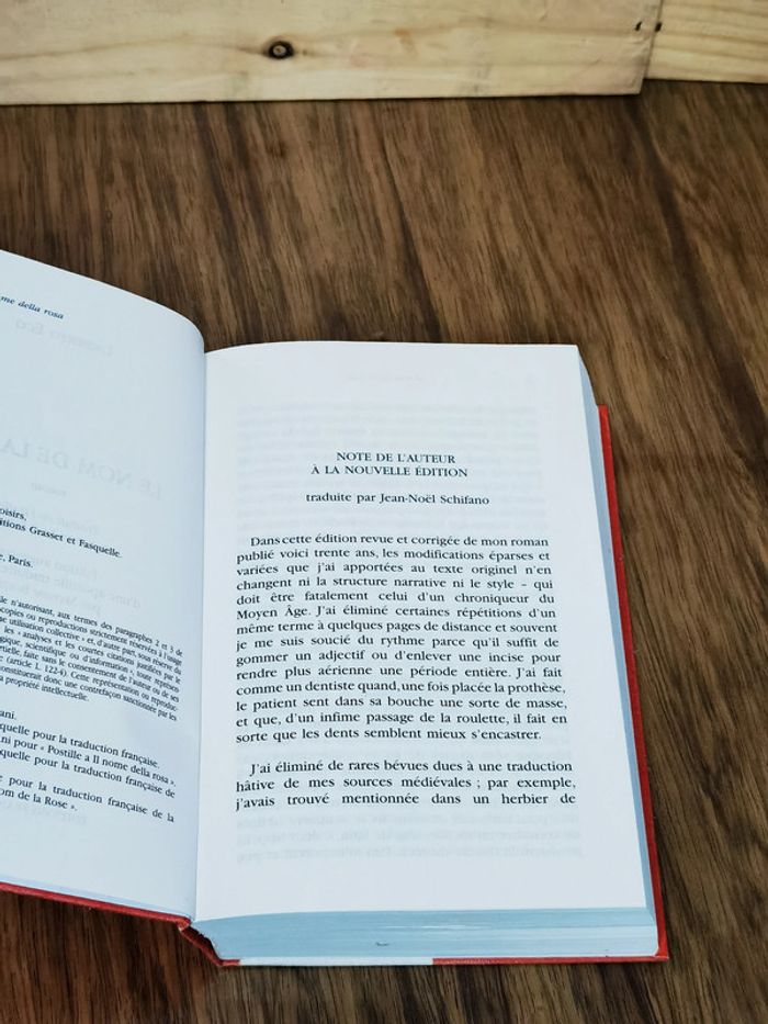 D4313 - livre "Le nom de la rose" Umberto Eco - photo numéro 3