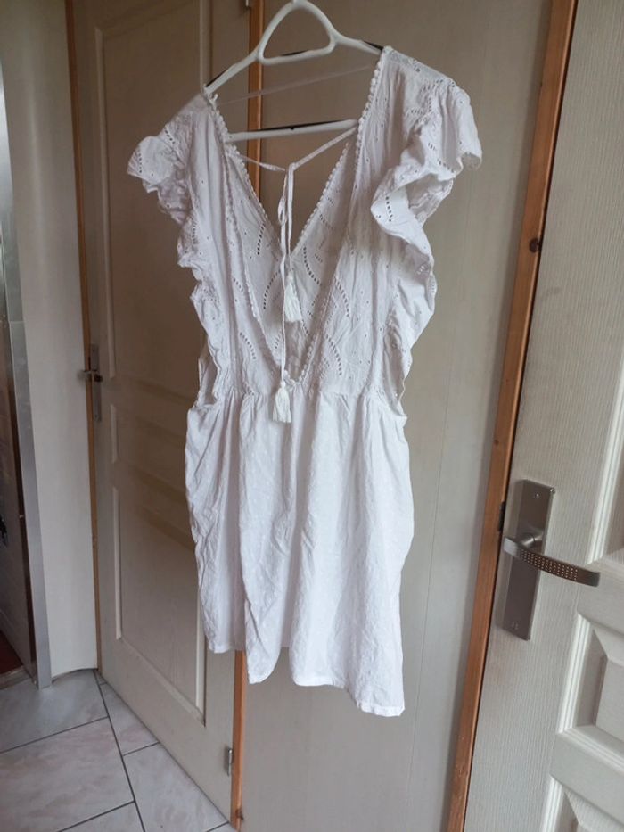 robe blanche - photo numéro 6