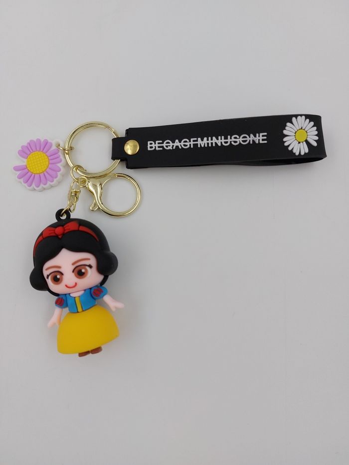 Porte clé blanche neige