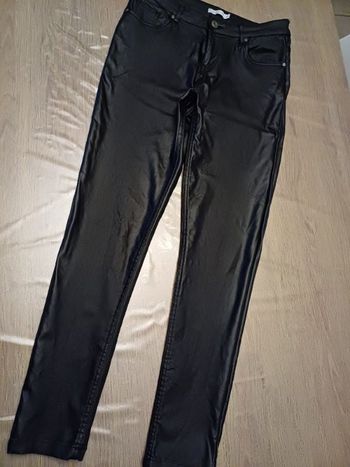Pantalon skinny noir effet huilé