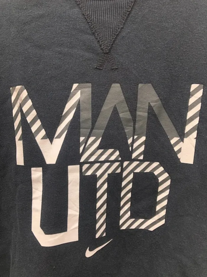 Crewneck Nike noir Manchester United Mens Size M - photo numéro 2
