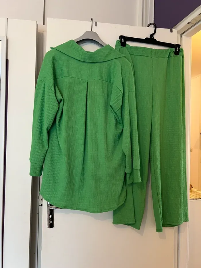Ensemble saisonnier pour femmes, taille unique - photo numéro 2