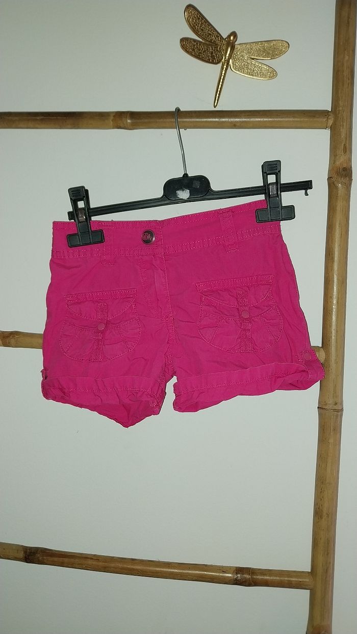 Short Orchestra fille 6 ans Très bon etat - photo numéro 2