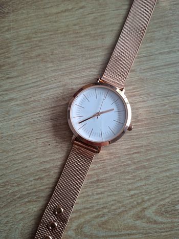 Montre asos metal doré 