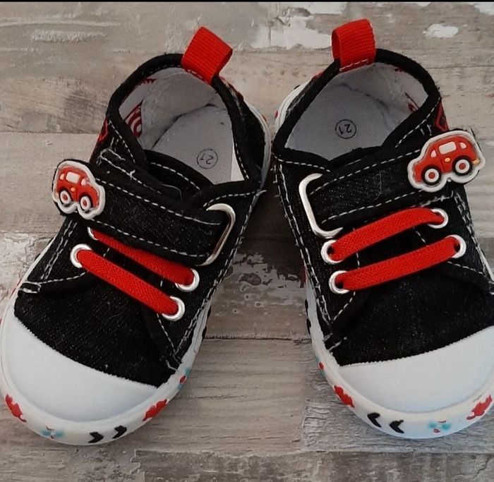 Sneakers T21 - photo numéro 1