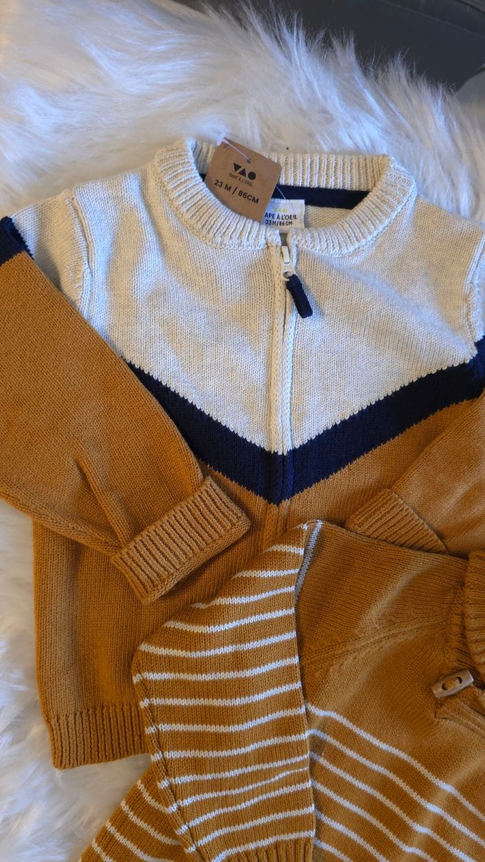 Neufs (non portés) 🏷🤩😍💙 pull et gilet 23 mois garçon 💙😍🤩 - photo numéro 2