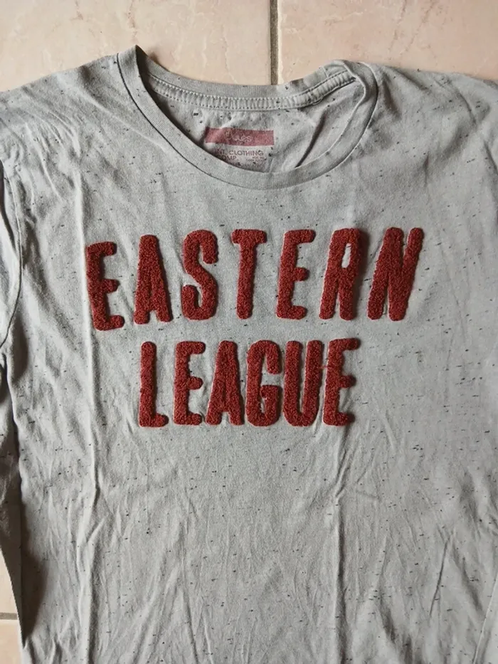 Tee-shirt - photo numéro 2