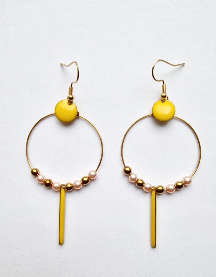 Boucle d'oreille créole jaune