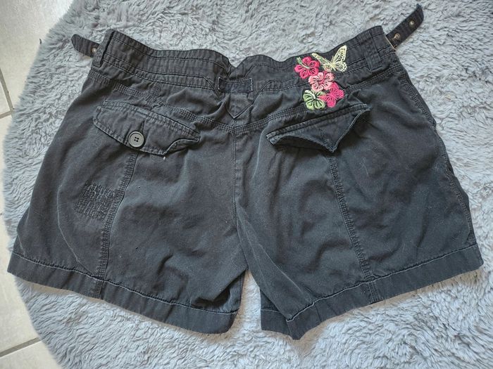 Short noir - photo numéro 2