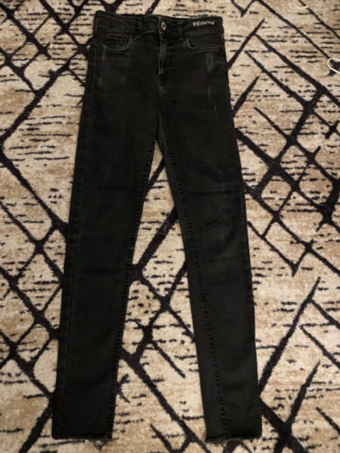 Jean taille 34 marque Jennyfer