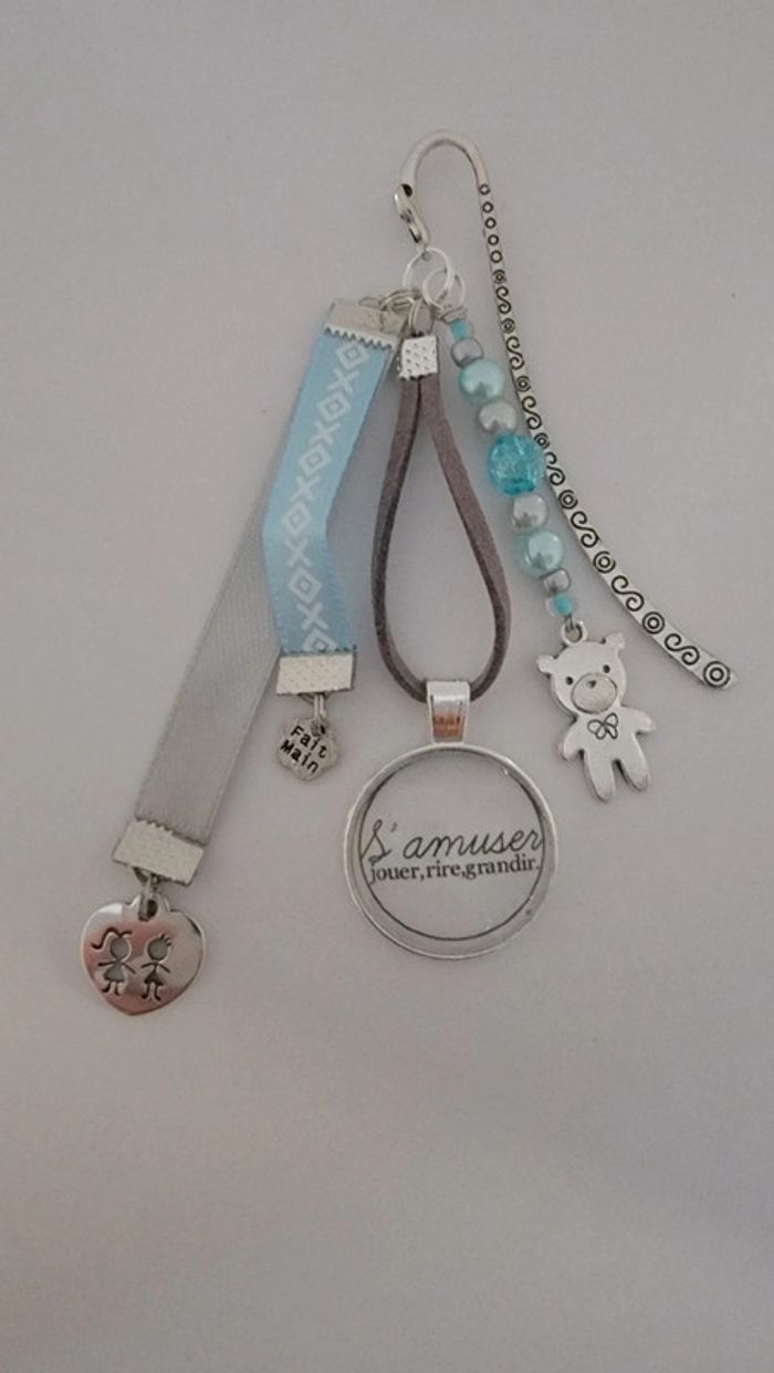 Cadeau pensées positives, bijoux de sac ou marque page " s'amuser, jouer, rire, grandir"