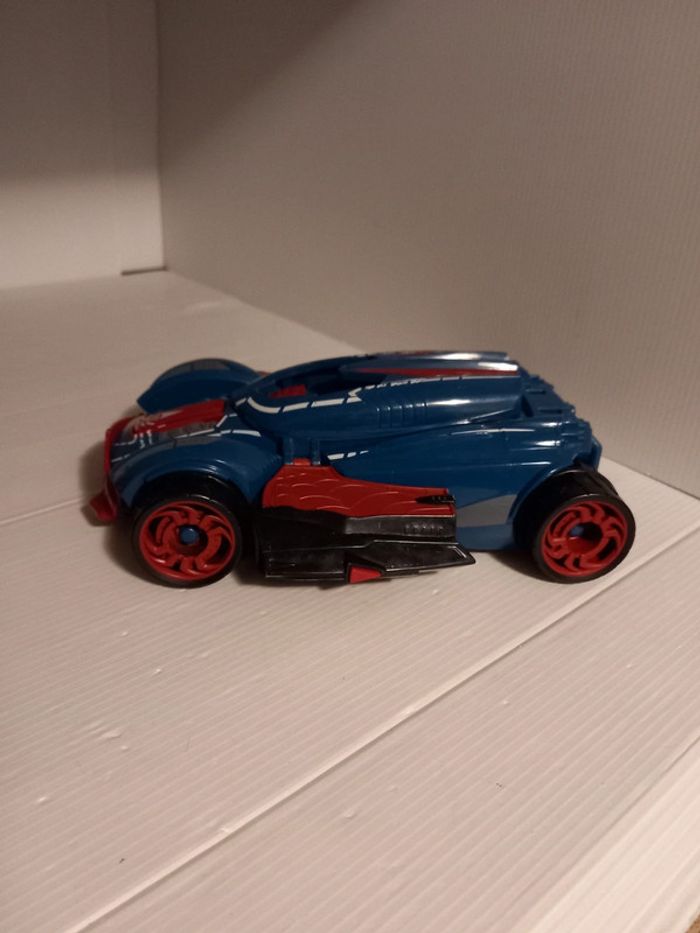 Voiture spiderman 2012 - photo numéro 3