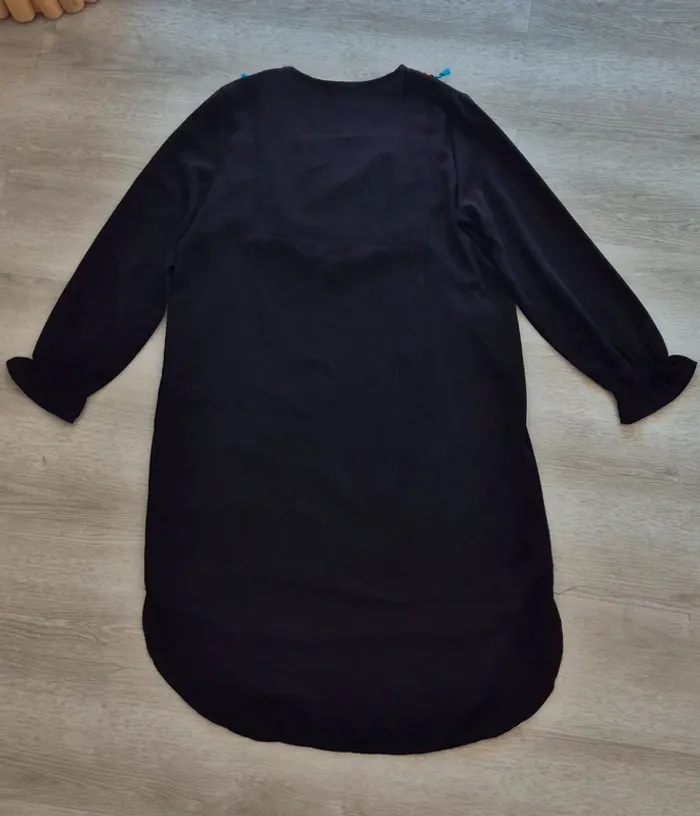 Blouse noire - photo numéro 2
