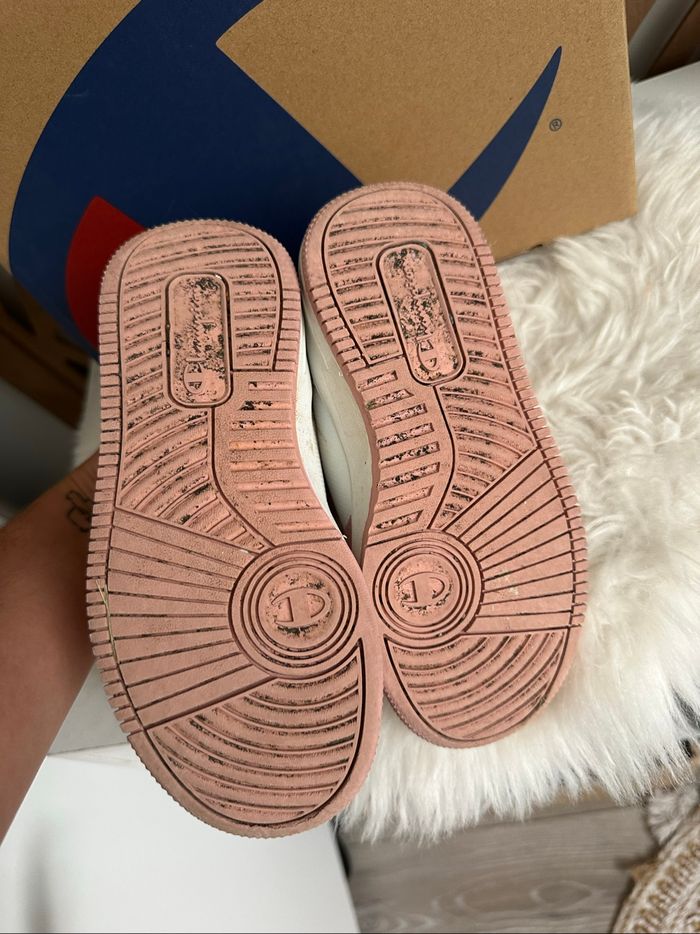 Magnifique chaussures basket rose et blanche de chez Champion en pointure 30 - photo numéro 5
