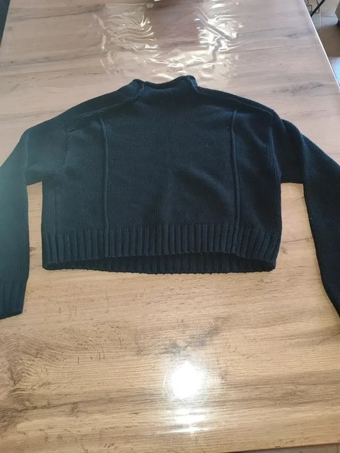 Sweat Zara noir Taille S. L'incontournable mode à prix mini ! - photo numéro 3