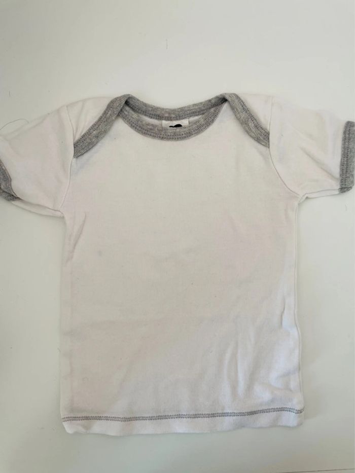 Tee shirt maillot de corp bébé 12 mois