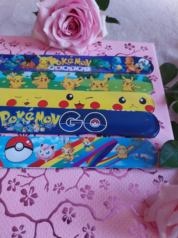 Bracelets à clipser pokemon 1e pour 1 - photo numéro 3