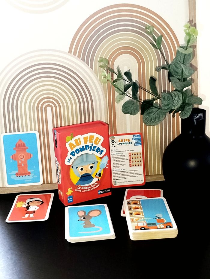 🟠 Nathan Jeu de société Au feu les pompiers