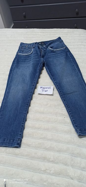 Pantacourt en jeans t. 40