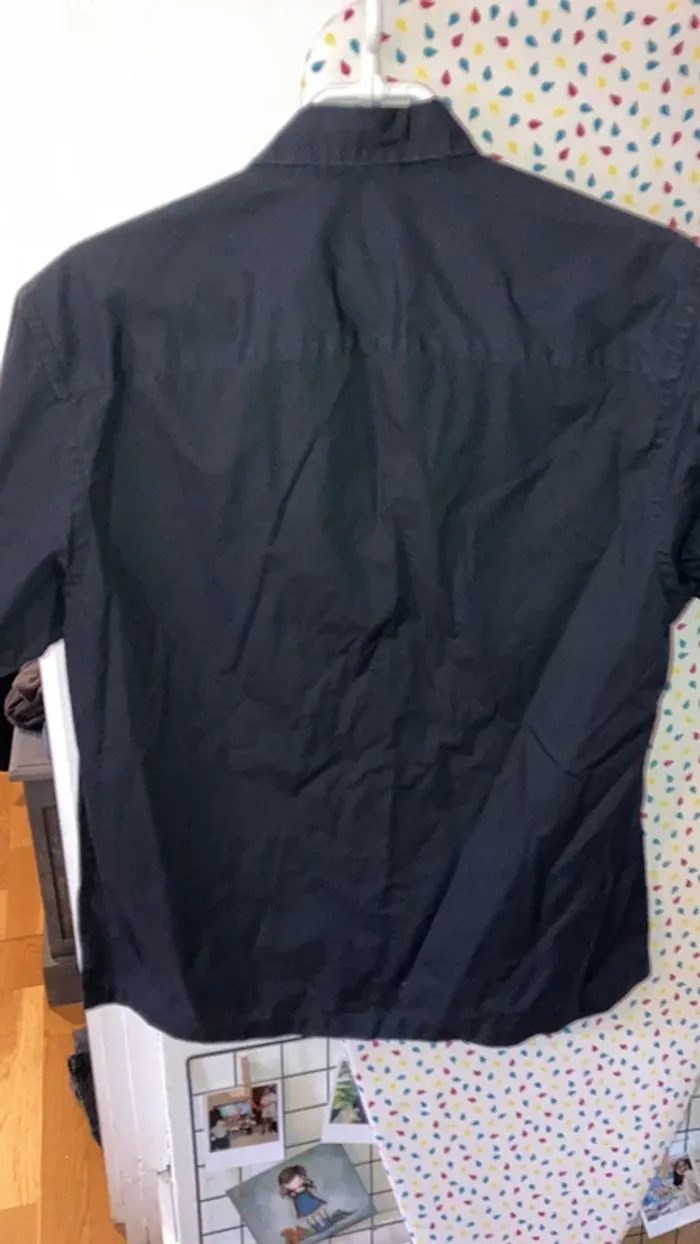 Chemise noire - photo numéro 3