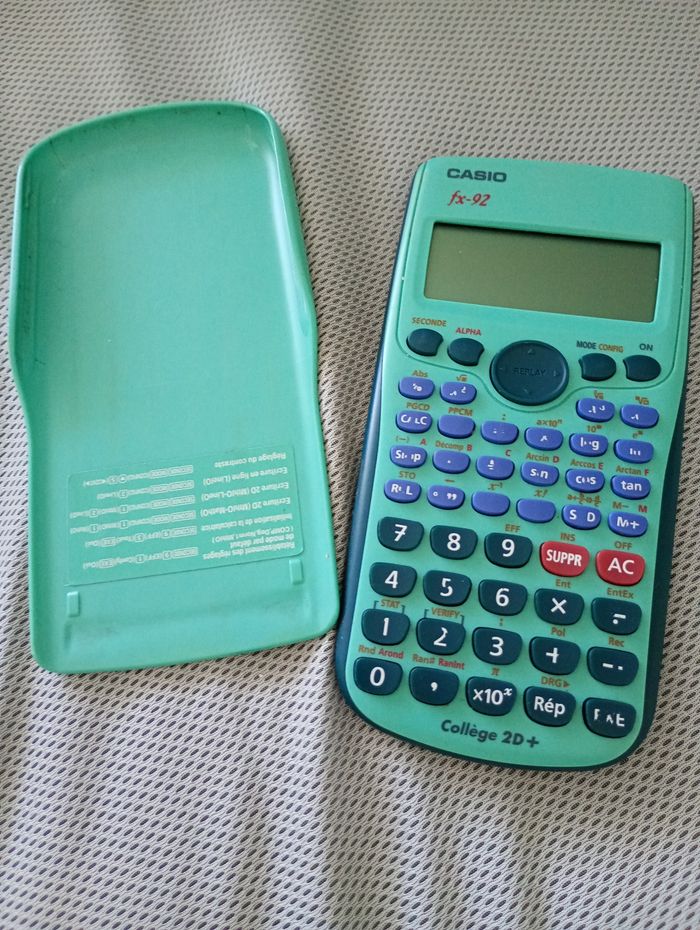 Calculatrice casio collège - photo numéro 2