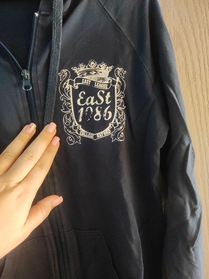 Gilet fin avec capuche - photo numéro 2