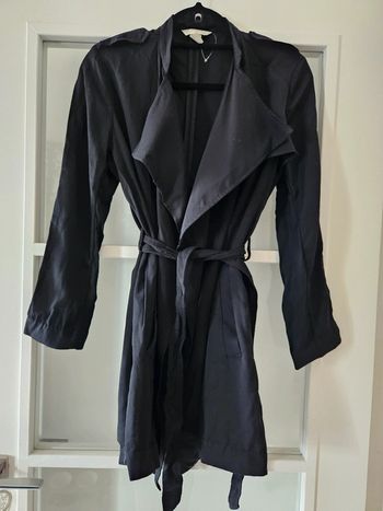 Veste légère ceinturée noire H&M