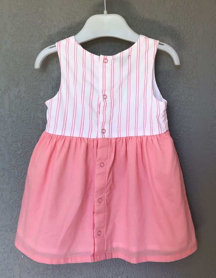 Robe Kiabi 6 mois - photo numéro 2