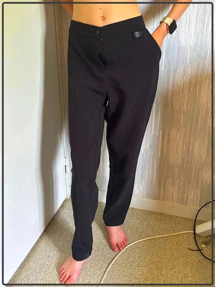 Pantalon droit taille 40