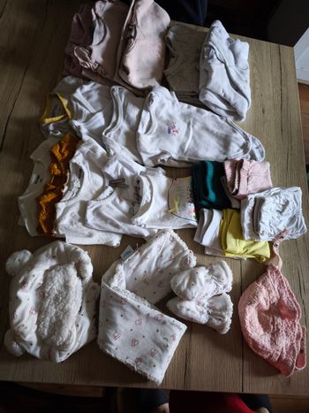 Lot vêtements bébé fille 3 mois