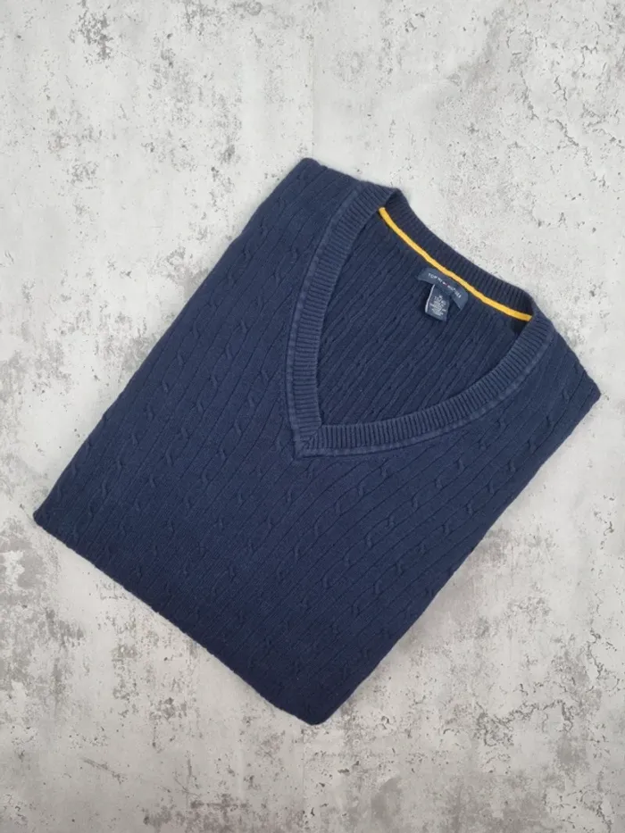Pull col V torsadé Tommy Hilfiger bleu marine – Taille XL Femme (mesures en photos)